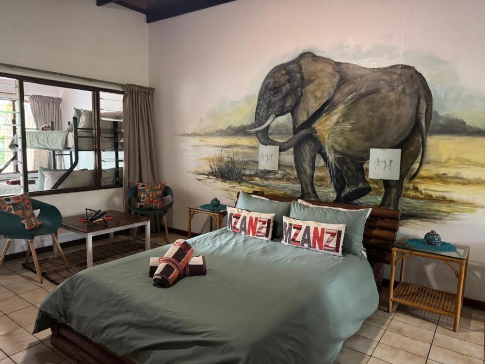 Manzini Chalets 8-9-10-37 St Lucia Room photo